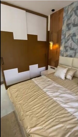 Bedroom in 2 BHK Apartment at Chembur – for Rent