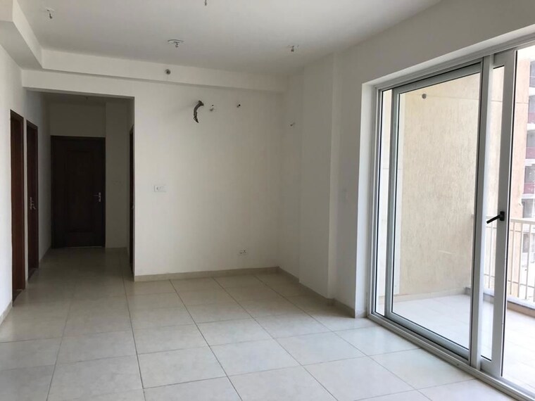 Room, vip road 3 Bedroom 1650 Sq.Ft. Apartment In Vip Road Zirakpur 10708145