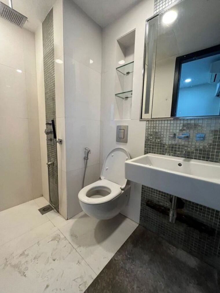 Bathroom, lodha-new-cuffe-parade 2 Bedroom 900 Sq.Ft. Apartment In Wadala Mumbai 10708150