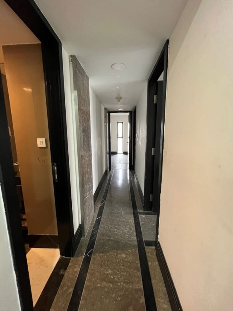 undefined, lodha-new-cuffe-parade 2 Bedroom 900 Sq.Ft. Apartment In Wadala Mumbai 10708150