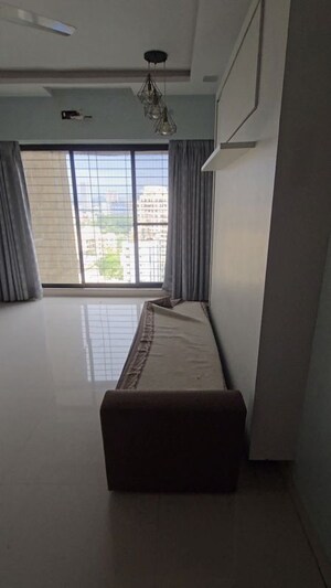 1 BHK Apartment For Rent in Rustomjee Meridian, Kandivali West