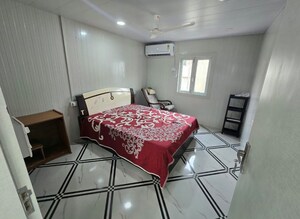 Team Area in 2 BHK Builder Floor at Greater Kailash I – for Rent