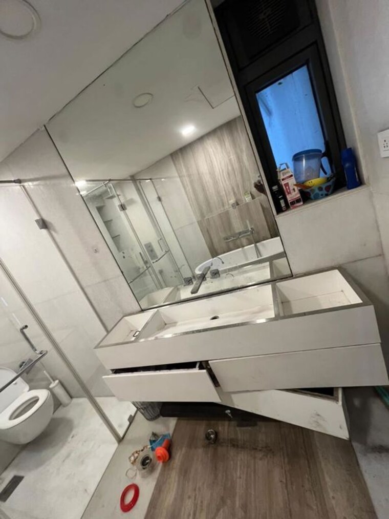 Team Area, lodha-new-cuffe-parade 3 Bedroom 1300 Sq.Ft. Apartment In Wadala Mumbai 10708164