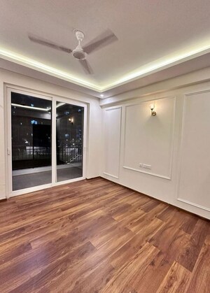 Room in 3 BHK Apartment at Ambika Florence Park, North Mullanpur – for Sale