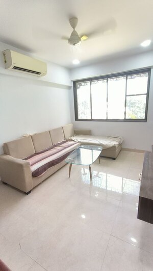 Living Room in 2 BHK Apartment at Dadar East – for Rent