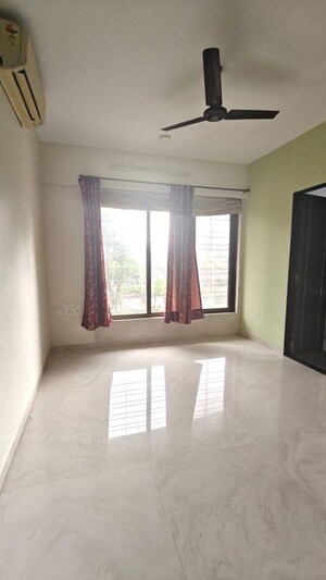 Room in 2 BHK Apartment at Wisemen Fressia Rainbello, Malad East – for Rent