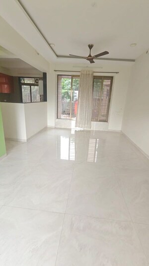 Room in 2 BHK Apartment at Wisemen Fressia Rainbello, Malad East – for Rent