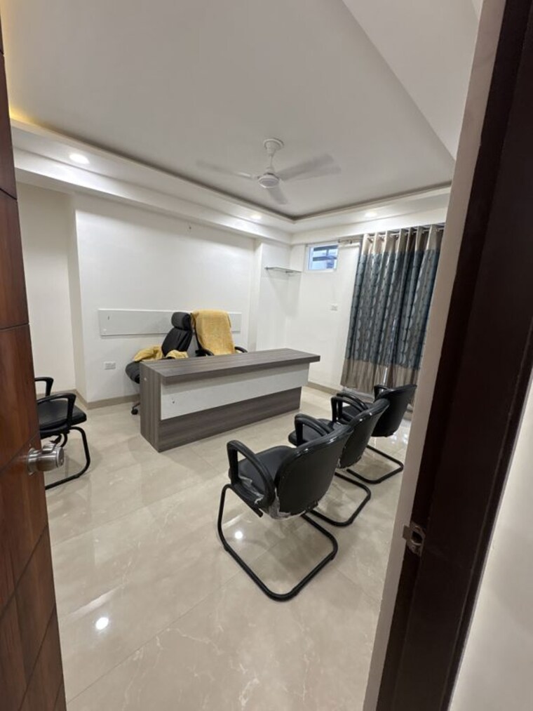 Master Bedroom, vrindavan yojna 5 Bedroom 2535 Sq.Ft. Apartment In Vrindavan Yojna Lucknow 10701963