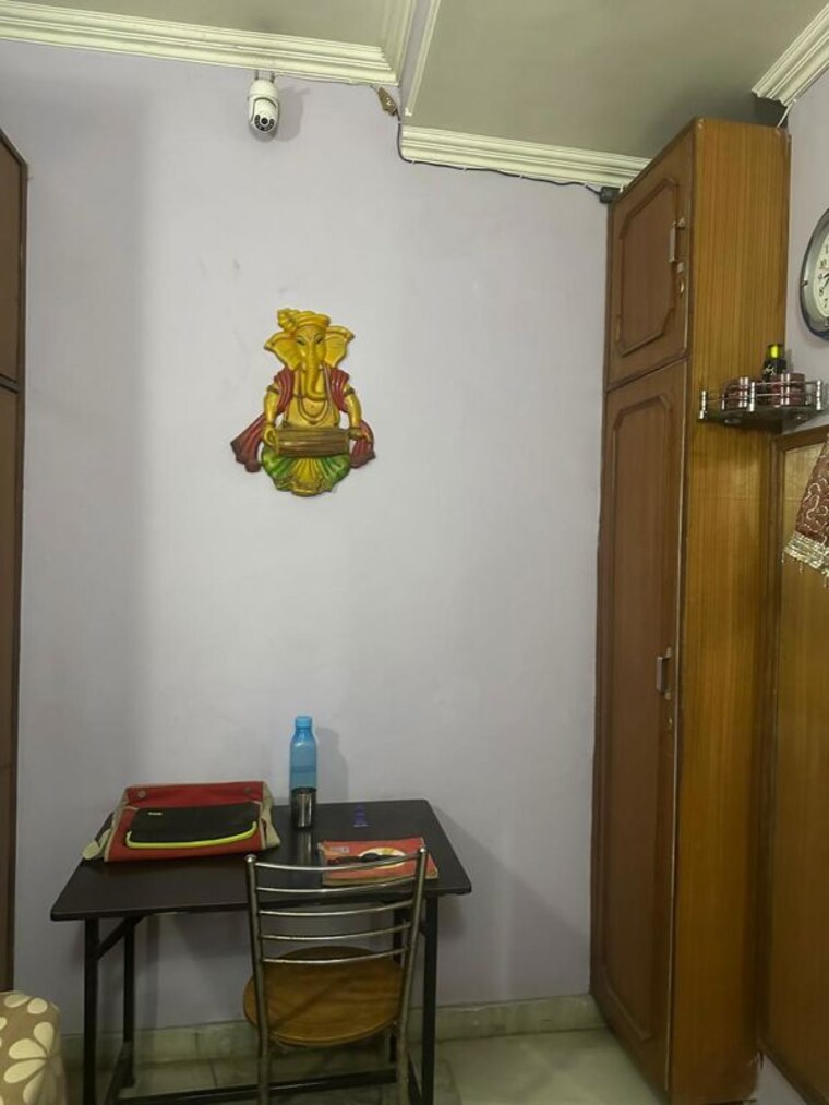 undefined, savitri nagar 2 Bedroom 700 Sq.Ft. Apartment In Savitri Nagar Delhi 10708231