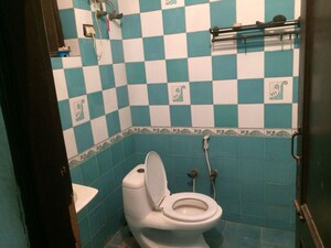Bathroom in 3 BHK Independent House at RWA Apartments Sector 52, Sector 52 – for Rent