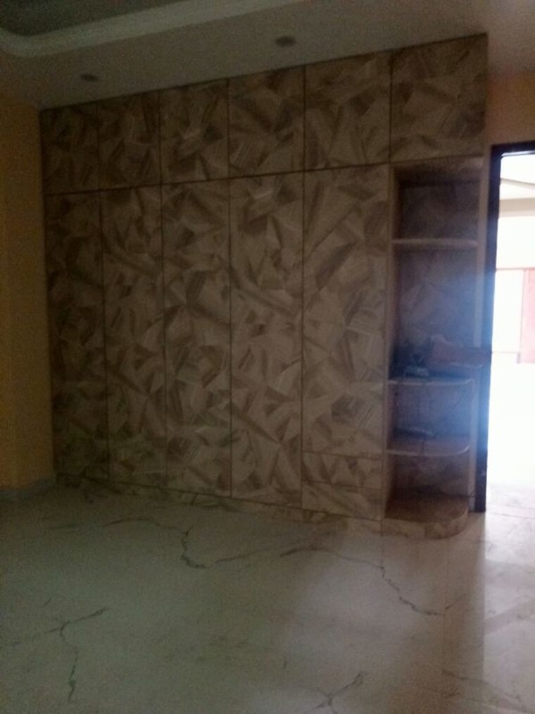 Room, sector 31 3 Bedroom 1500 Sq.Ft. Independent House In Sector 31 Noida 10708276
