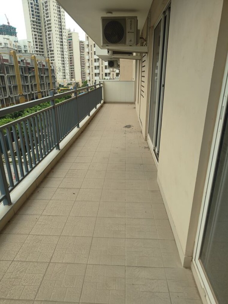 Balcony, bestech-park-view-altura 3.5 Bedroom 2150 Sq.Ft. Apartment In Sector 79 Gurgaon 10708251