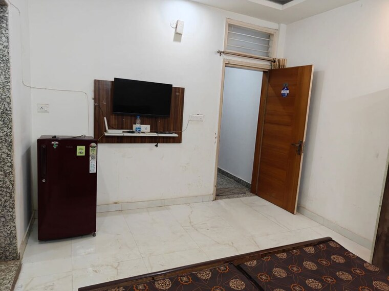 Kitchen, sushant lok i 1 RK 400 Sq.Ft. Builder Floor In Sushant Lok I Gurgaon 10708128