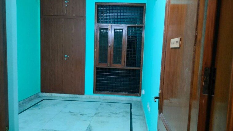 undefined, sector 15a 3 Bedroom 200 Sq.Mt. Independent House In Sector 15a Noida 10708284
