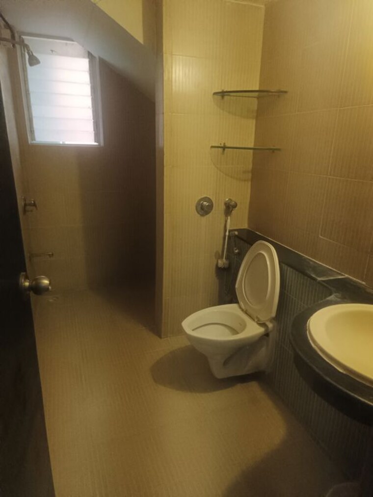 Bathroom, pride-purple-sapphire-park 3 Bedroom 1700 Sq.Ft. Penthouse In Wakad Pune 10708255