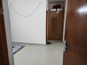 Bathroom in 1 RK Apartment at Arun Vihar Sector 37, Sector 37 – for Rent