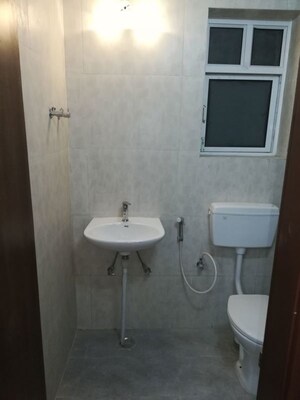 Bathroom in 2 BHK Apartment at Sector 51 – for Rent