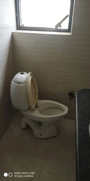 Bathroom in 2 BHK Builder Floor at Sector 48 – for Rent