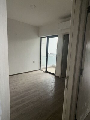 Room in 4 BHK Apartment at Birla Navya, Sector 63a – for Rent