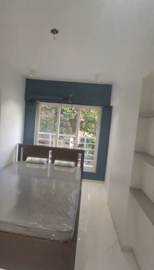 Furnished Amenities in 2 BHK Apartment at Vishnu Villa Vile Parle, Vile Parle East – for Rent