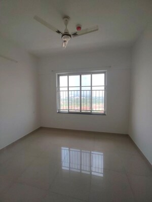 Room in 2 BHK Apartment at Kolte Patil Life Republic, Hinjewadi – for Rent