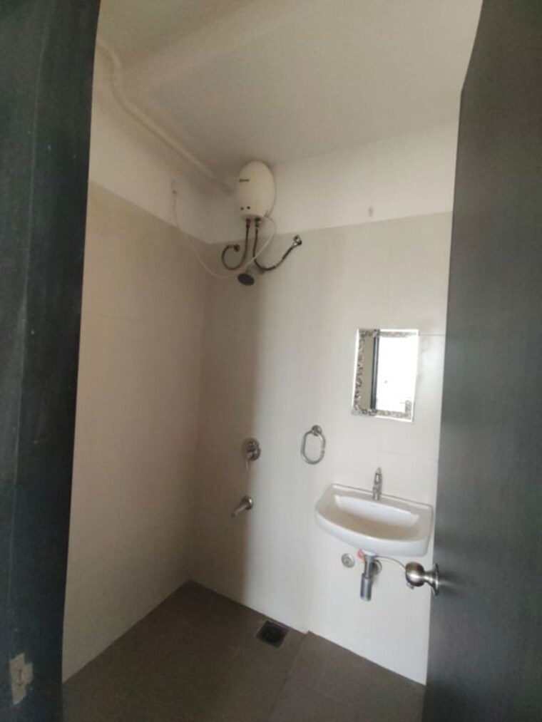 Bathroom, kolte-patil-life-republic 2 Bedroom 801 Sq.Ft. Apartment In Hinjewadi Pune 10708313