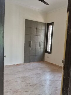 3 BHK +Builder Floor For Rent in Unitech South City II
