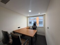 Office Space For Rent in Sector 63