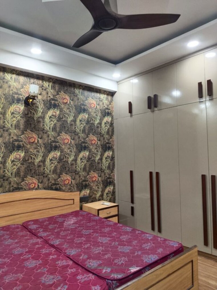 Bedroom, unitech-south-city-ii 2.5 Bedroom 1500 Sq.Ft. Builder Floor In Sector 50 Gurgaon 10708355