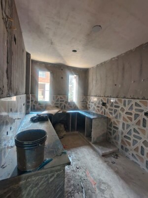 Kitchen in 3 BHK Builder Floor at Rohini Sector 16 – for Sale