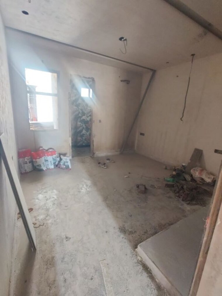 Room, rohini sector 16 3 Bedroom 1250 Sq.Ft. Builder Floor In Rohini Sector 16 Delhi 10708330