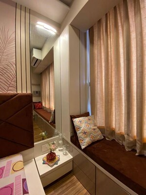 Team Area in 3 BHK Apartment at Satyam Imperial Heights, Ghansoli – for Rent