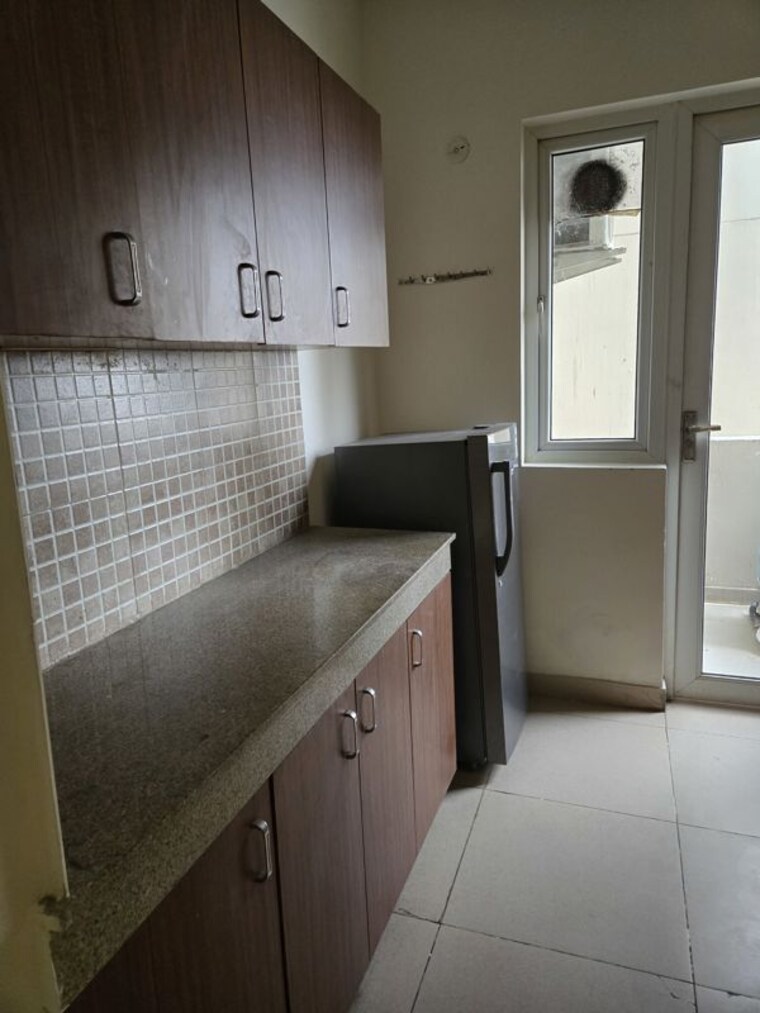 Kitchen, paras-irene 3 Bedroom 1830 Sq.Ft. Apartment In Sector 70a Gurgaon 10708419
