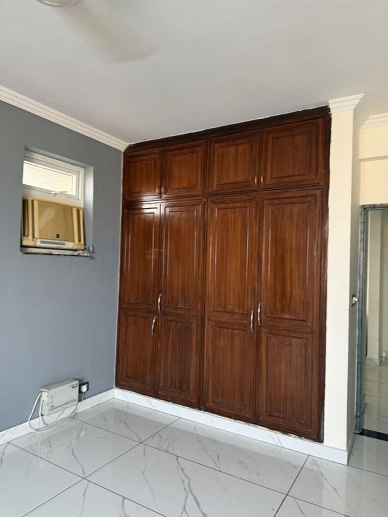 undefined, unitech-south-city-heights 3.5 Bedroom 2099 Sq.Ft. Apartment In Sector 41 Gurgaon 10708423