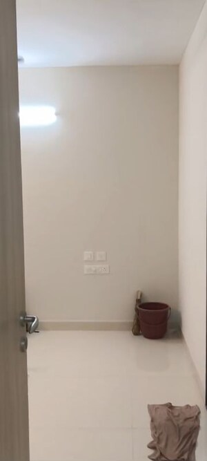Room in 2 BHK Apartment at Dadar West – for Rent