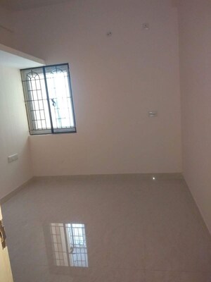 Room in 2 BHK Builder Floor at Ombr Layout – for Rent
