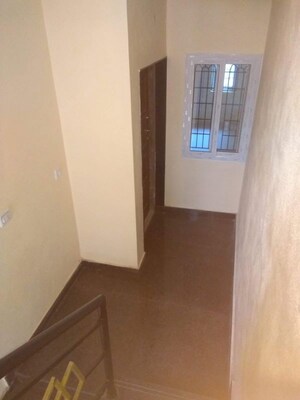 Room in 2 BHK Builder Floor at Ombr Layout – for Rent