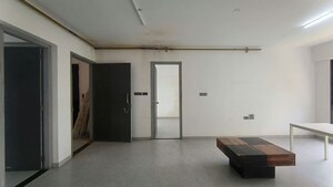 Room in 3 BHK Apartment at Chembur – for Rent