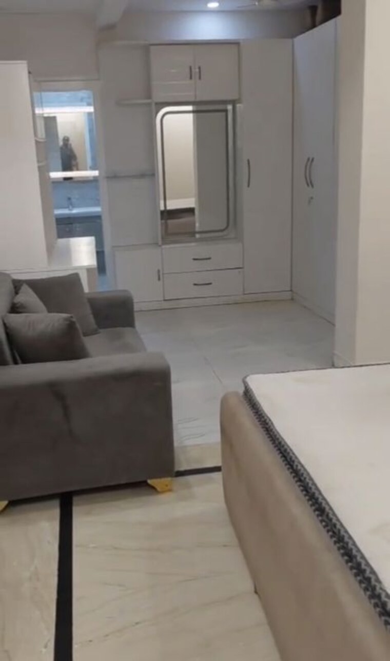Bathroom, dlf phase i 2 Bedroom 100 Sq.Yd. Builder Floor In Dlf Phase I Gurgaon 10708456