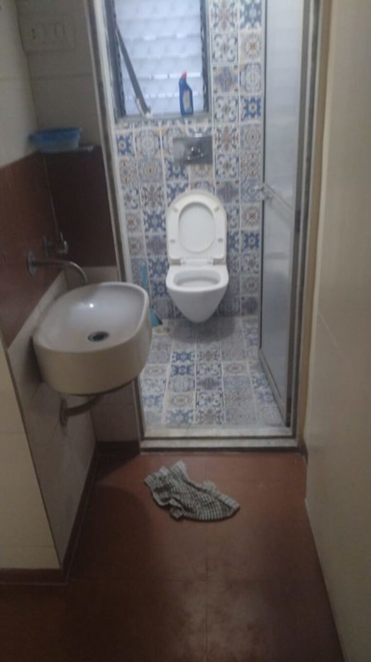 Bathroom, oswal-park 1 Bedroom 450 Sq.Ft. Apartment In Oswal Park Thane 10672006