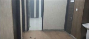 Room in 6 BHK Independent House at Vinamra Khand – for Rent