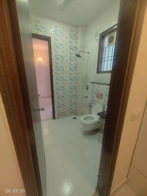 Bathroom in 4 BHK Builder Floor at South City 2 – for Rent