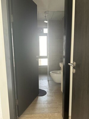 Bathroom in 3 BHK Apartment at Oberoi Realty Esquire, Goregaon East – for Rent