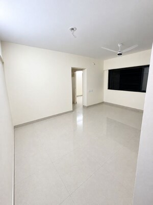 Room in 2 BHK Apartment at Goregaon West – for Rent