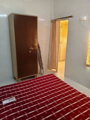 Bedroom in 2 BHK Apartment at Tapasya CHS Prabhadevi, Prabhadevi – for Rent