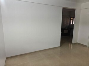 Room in 2 BHK Apartment at Bora Ville, Kharadi – for Rent