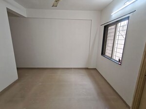 Room in 2 BHK Apartment at Bora Ville, Kharadi – for Rent