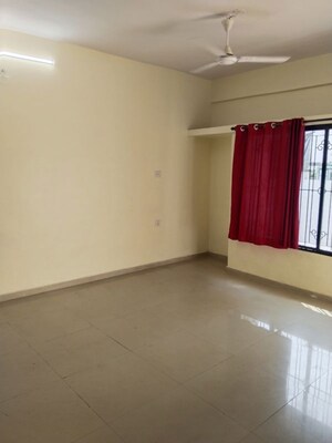 Room in 2 BHK Apartment at Kt Nagar – for Rent