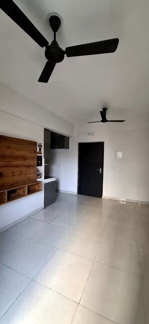 2 BHK Apartment For Rent in Signature Global The Millennia, Sector 37d