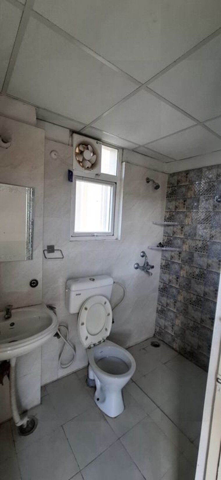 Bathroom, signature-global-the-millennia 2 Bedroom 800 Sq.Ft. Apartment In Sector 37d Gurgaon 10708590